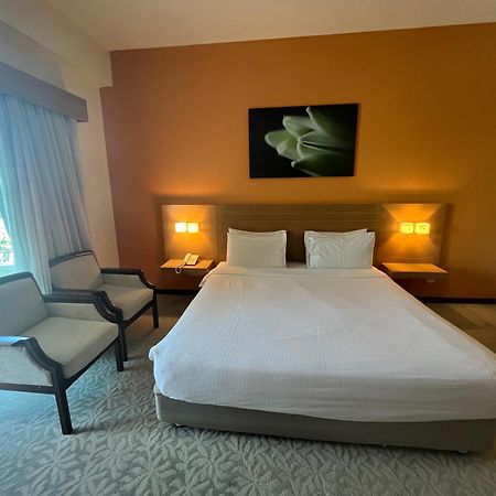 Paradise By The Sea In Penang By Veron At Rainbow Paradise 丹绒武雅 外观 照片